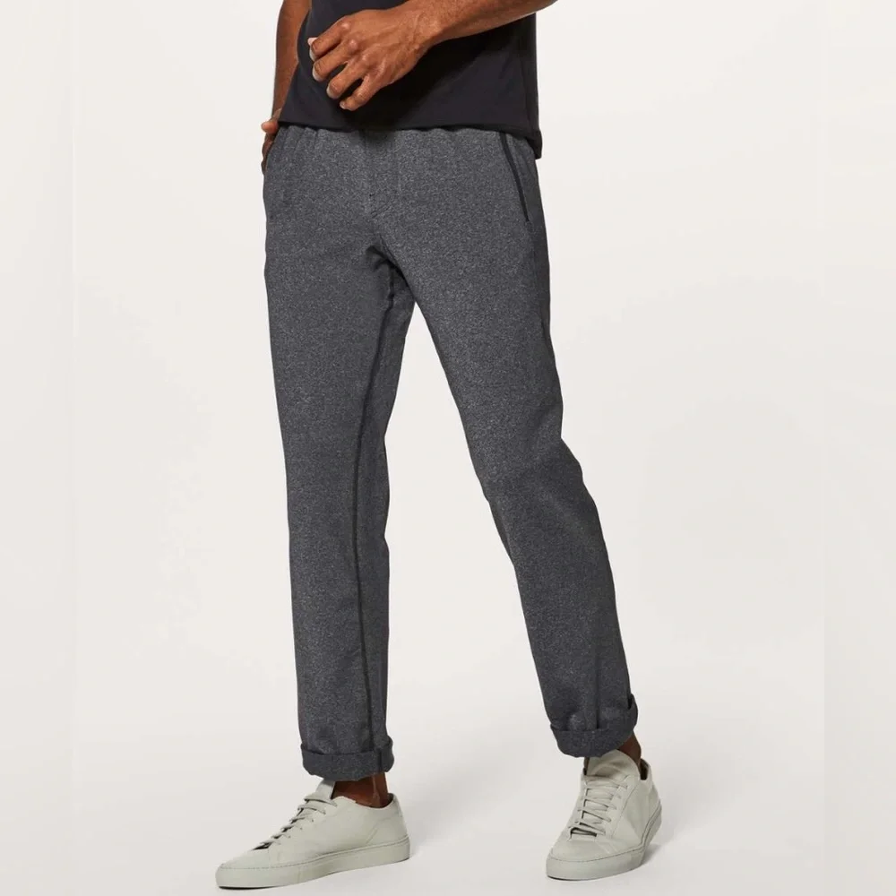 Lululemon Men Discipline Straight Leg Jogger Pant 32